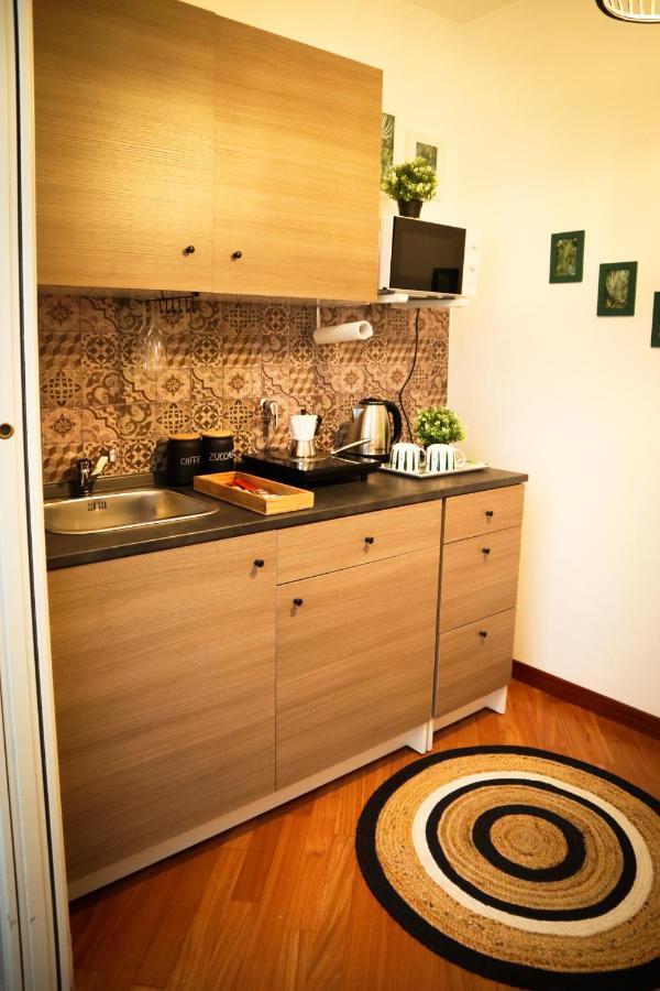 Tropical House60 * Roma
